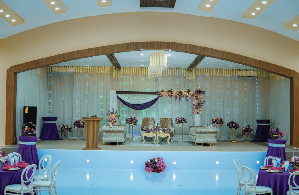 Event stage lounge